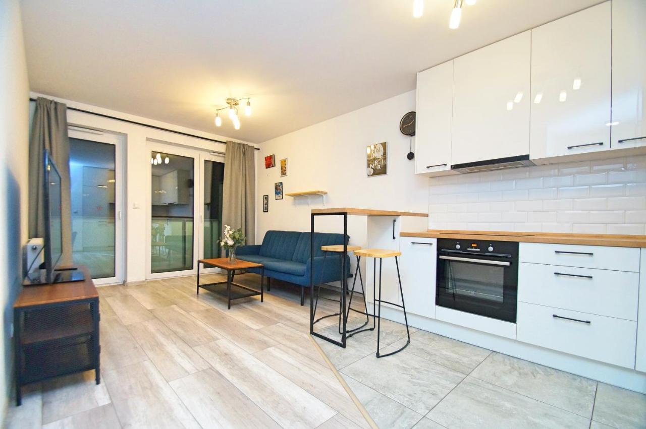 Katowice, 3 Stawy - Pulaskiego, Free Parking Apartament